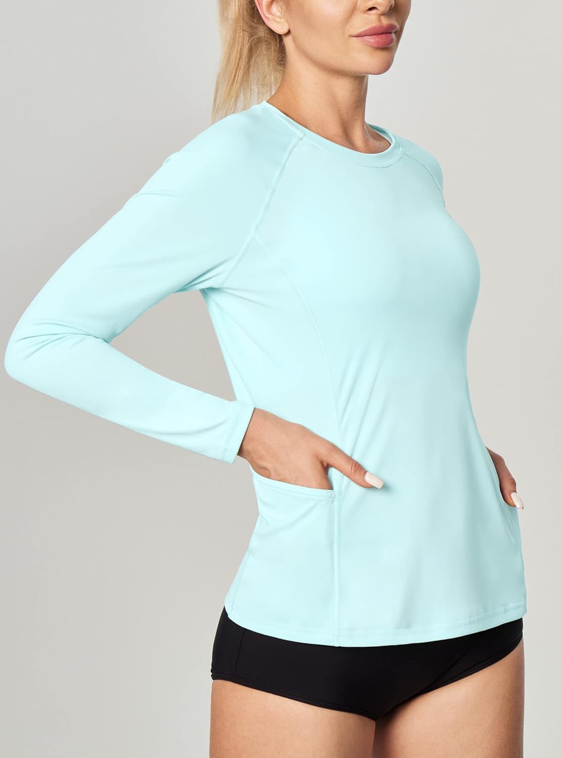 IUGA Rash Guard for Women UPF 50+ SPF UV Protection Long Sleeve Workout Tops with Pockets Dry Fit Hiking Swim Shirt