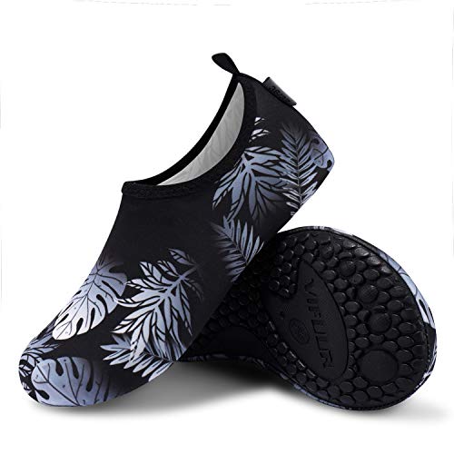 Leaf Black Unisex Water Sports Beach Sand Socks