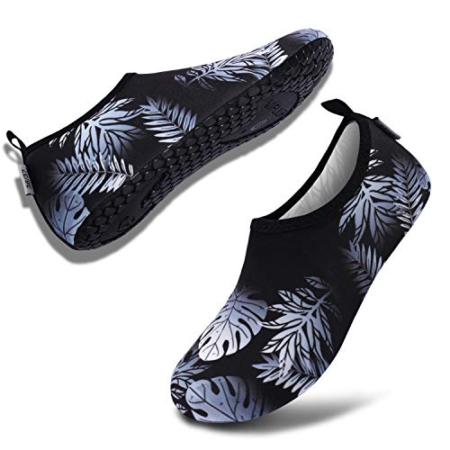 Leaf Black Unisex Water Sports Beach Sand Socks